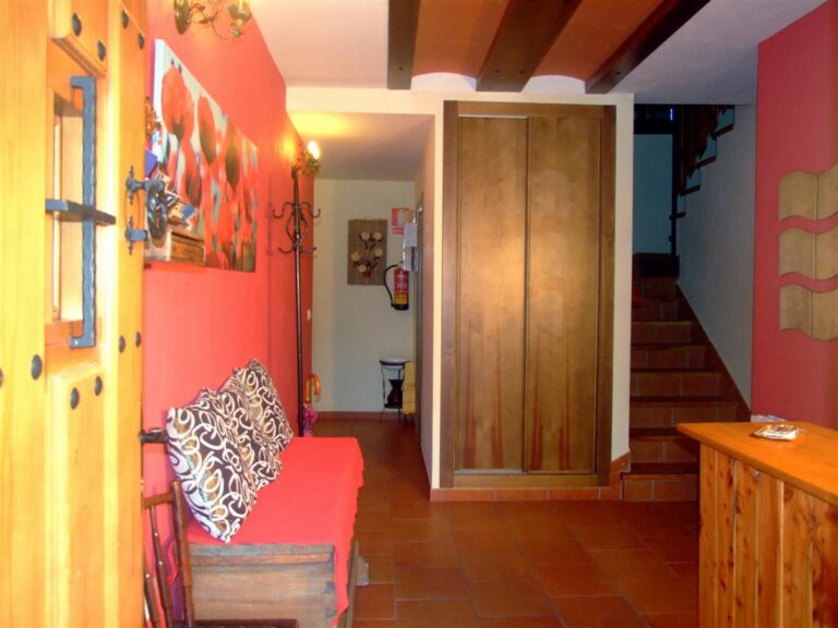 Recibidor y escaleras